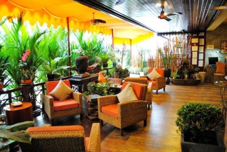 Pasadena Lodge Pattaya Extérieur photo